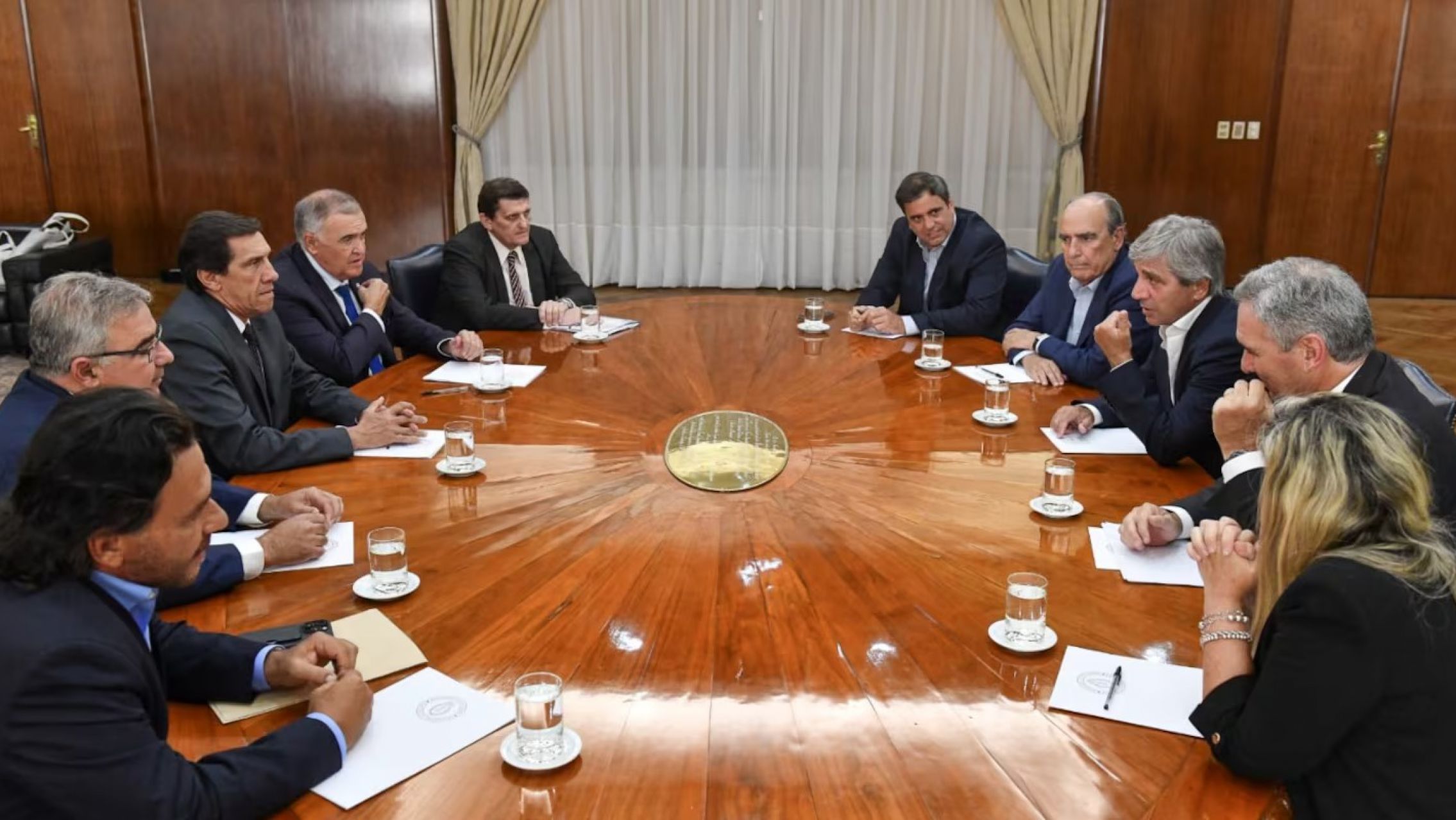 El Gobierno se reunió con gobernadores para avanzar en acuerdos